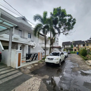 DIJUAL VILLA JL MALIBU INDAH RAYA KOMPLEK TAMAN MALIBU INDAH (Darwin)