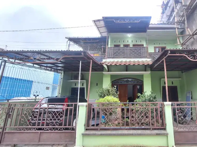 Rumah bebas banjir di Semarang atas | Villa Tembalang