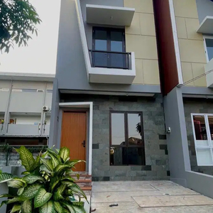 Jual Cepat Rumah Baru 2Lantai Di Kencana Loka Bsd City