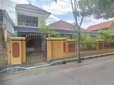 Jual Murah Rumah Komersil Jl.Raden Wijaya Jombang Kota