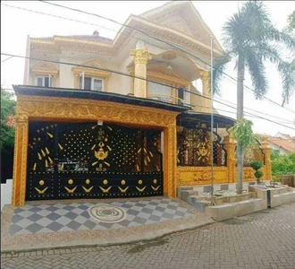 MEWAH BAK ISTANA SULTAN Rumah Classic Mediterania 2 Lantai Gayungsari