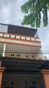 Rumah 2 Lantai Di Jelambar Selatan Jakarta Barat