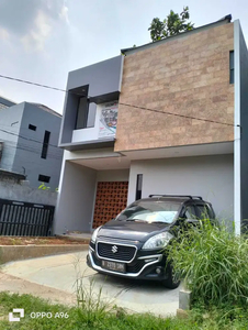 Rumah baru 2 lantai di Jl Elang Ciputat, dekat stasiun Jurangmangu