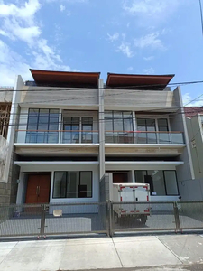Rumah Baru Cantik Siap Huni Strategis di Mekarwangi Kota Bandung