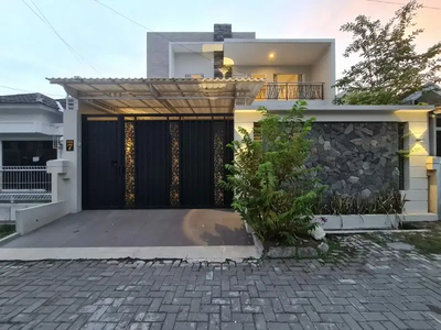 Rumah baru minimalis modern di sektor 1 solo baru