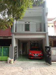 rumah dijual murah 2,5 lantai di Mekarsari Depok