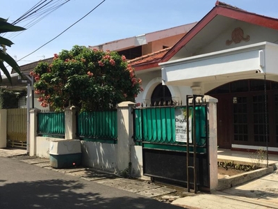 Dijual Rumah Kayu Mas Selatan Jakarta