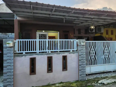 Rumah komplek albania