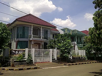 Rumah mewah di Pondok Kelapa Jakarta Timur