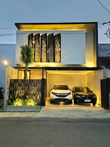 Rumah mewah full furnished dekat Stadion Maguwoharjo