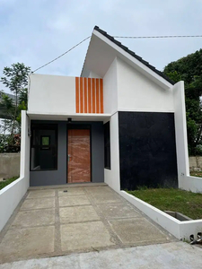 Rumah Modern Bandung Barat Dekat Gerbang Tol Padalarang