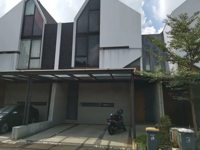 Rumah nyaman hadap timur di cluster premium Jakarta Selatan