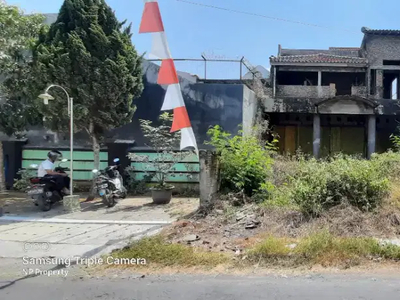Rumah Setengah Jadi Dekat Hutan Kota Gergunung dan Exit Tol Jogja-Solo