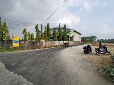 Tanah kering urug ngabeyan Kartasura dekat pintu toll