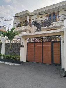Best Price Rumah Mewah 3 Lantai Siap Huni Full Furnished Pondok Kelapa