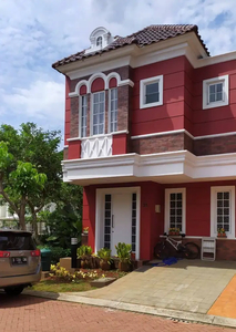 Di jual murah rumah di malibu village gading serpong Tangerang