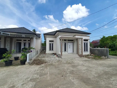 Di jual rumah komplek cluster