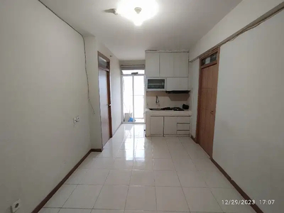 Dijual Murah Apartemen Green Palm type 3 Bedroom, Dekat Puri, GLC