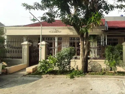 Dijual Rumah Luas di Harapan Jaya Bekasi Utara Bekasi