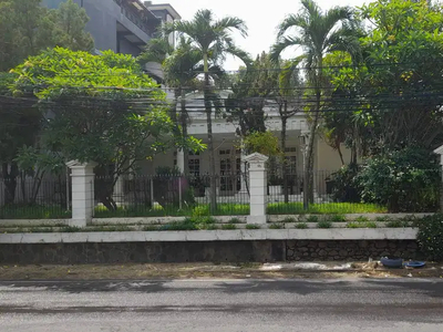 Dijual Rumah Mewah Siap Pakai Lokasi Jalan Utama Papandayan Semarang