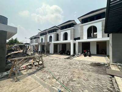 Dijual Rumah Murah Desain Modern Spek Mewah di Banyumanik Semarang