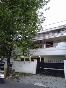 Dijual Rumah Raya Dukuh Kupang Surabaya Barat