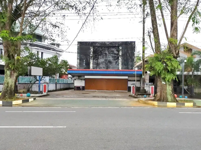 Disewa Ruko Lebar Halaman Luas Siap Pakai Jl Merdeka Pontianak Kota