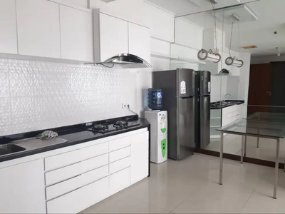 Disewakan Apartemen Waterplace Tower B, Type 2BR. Murah. Bagus