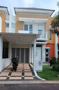 Disewakan Rumah 2 Lantai Siap Huni di Cluster Bluebell Summarecon