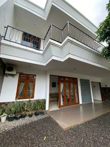 Disewakan Rumah di Kota Bogor - 5 Bedrooms
