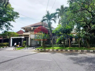 Disewakan Rumah Luas Kawasan Favorite Cocok untuk Basecamp Kota Malang