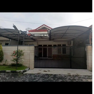 Disewakan Rumah Surabaya Barat Taman Simpang Darmo Permai Selatan