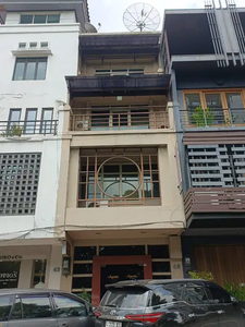 Ruko 4 Lantai di Jl Darmawangsa Jakarta Selatan