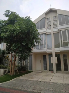 Rumah 2 Lantai Zimbali Costa Grand Island Pakuwon City Surabaya