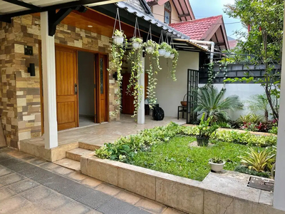 Rumah Bagus di Puyuh, Bintaro Jaya Sektor 5, Tangerang Selatan