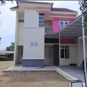 Rumah Baru Dua Lantai Taman Pagelaran Ciomas Bogor