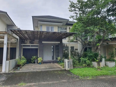 Rumah Cantik Dijual 3M di Perumahan Elit Royal Residence Surabaya