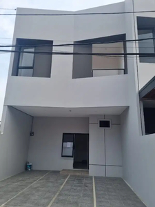 Rumah Cijantung,Free biaya2 dan Privat Rooftoof