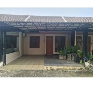 Rumah cluster belakang Sumarecon Bekasi