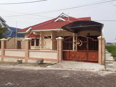 Rumah Disewa di Bukit Damai Indah, Balikpapan