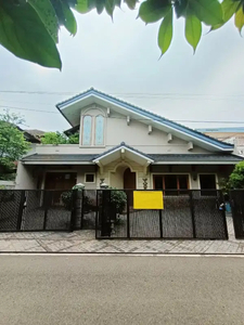 Rumah Ethnic Furnished Pondok Indah Jakarta Selatan