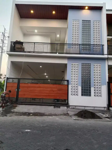 RUMAH KOST BARU SIAP HUNI 2 LANTAI DESAIN MINIMALIS KEREN