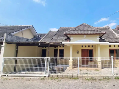 Rumah Kronggahan Dekat Jl Kabupaten, Jl Kebonagung, UGM, UTY, JCM