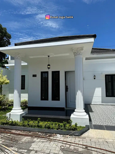 Rumah Mewah Model Klasik Jalan Godean Km 7