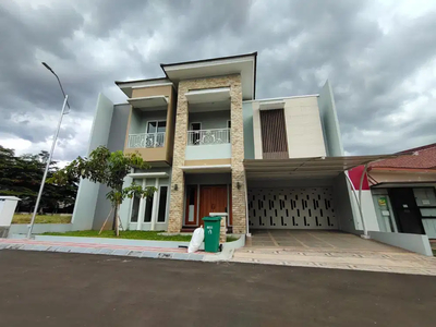 Rumah Mewah Townhouse Jakarta Timur