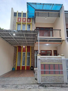 Rumah Modern Minimalis Siap Huni di Komp Griya Bintara Indah