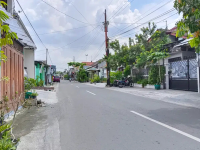 Rumah pajang 153Mt, 5Kt, 4Km, dekat jalan rajiman, Laweyan, solo