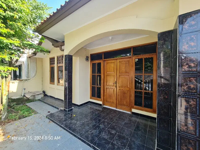 Rumah Rapi 5 Kamar Siap Huni Di Taman Kopo Indah 1 Bandung