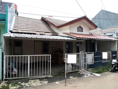 Rumah SHM Sudah Renovasi 15 menit ke Stasiun Cilebut Siap Huni J-21262