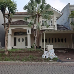 Rumah Villa Bukit Regency